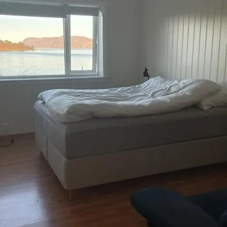Seljesanden Apartment *